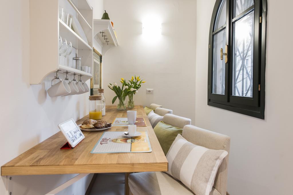 Suite Home Milano Fiera Exterior foto