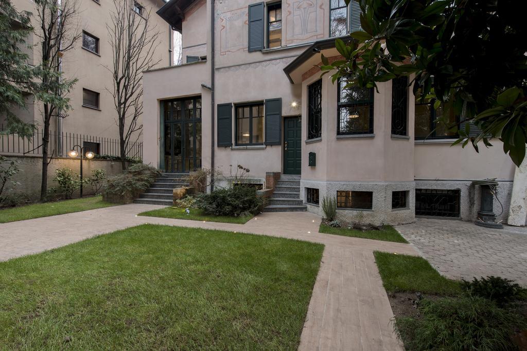 Suite Home Milano Fiera Exterior foto