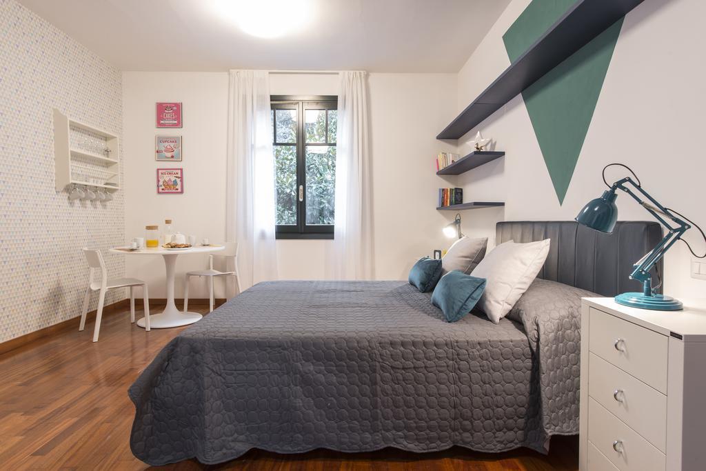 Suite Home Milano Fiera Exterior foto